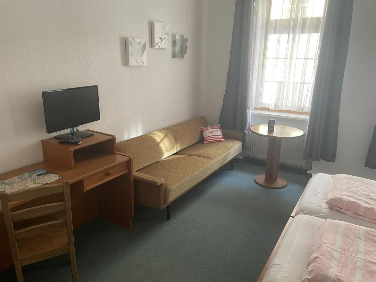 Hotel Altes Brauhaus à Weißenfels Extérieur photo