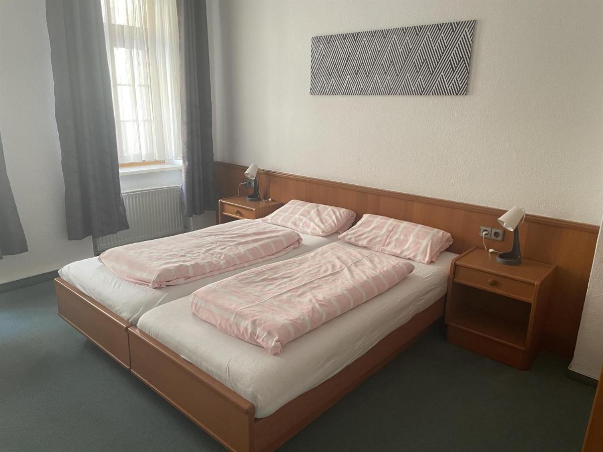Hotel Altes Brauhaus à Weißenfels Extérieur photo