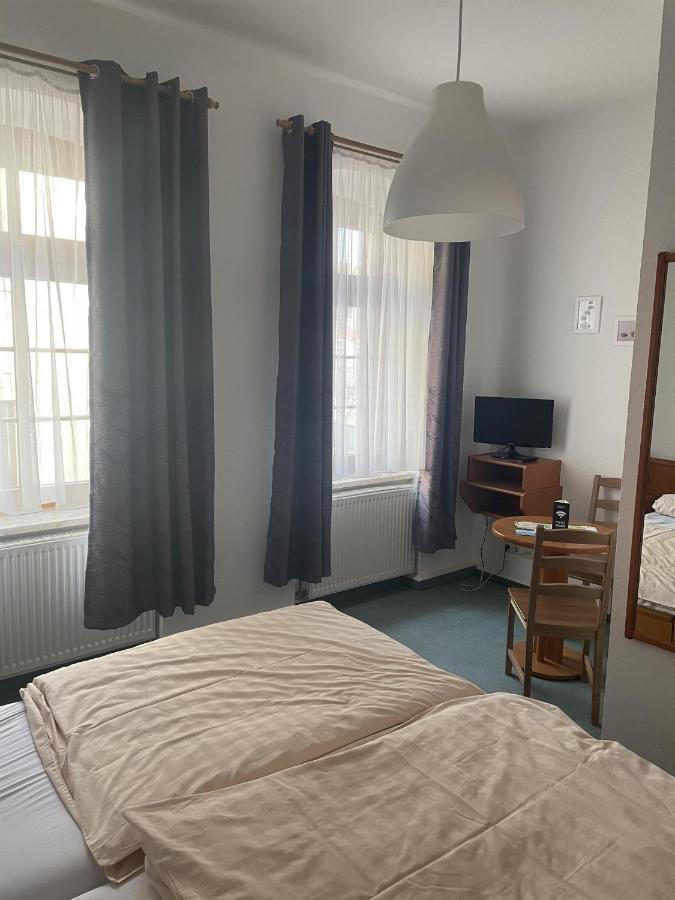 Hotel Altes Brauhaus à Weißenfels Extérieur photo